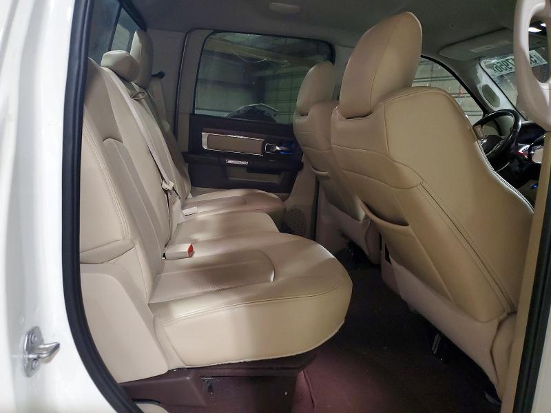 56047956 :رقم المزاد ، 3C6UR5FL4JG382771 vin ، 2018 Ram 2500 مزاد بيع