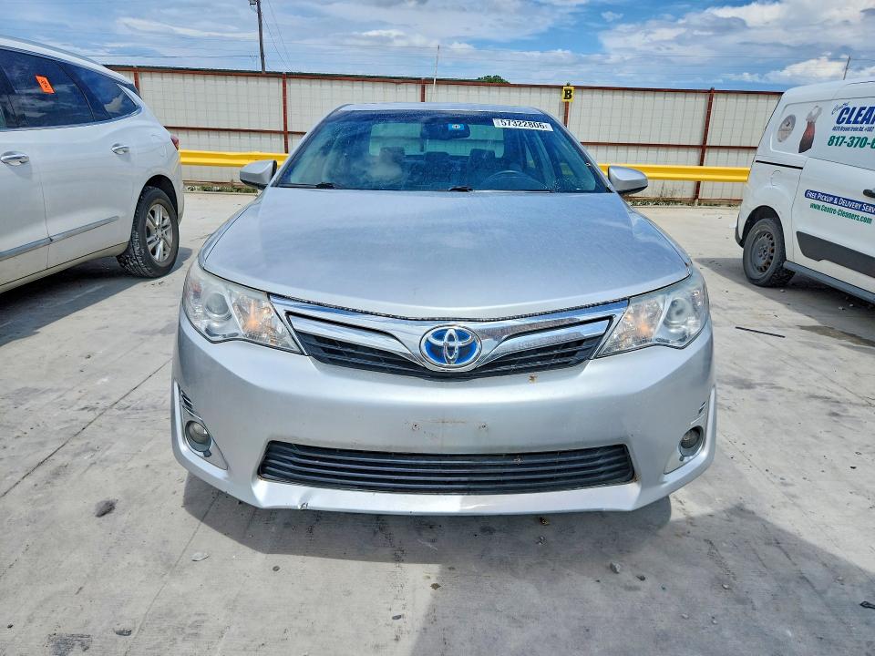 57322806 :رقم المزاد ، 4T1BD1FKXCU045290 vin ، 2012 Toyota Camry Hybrid مزاد بيع