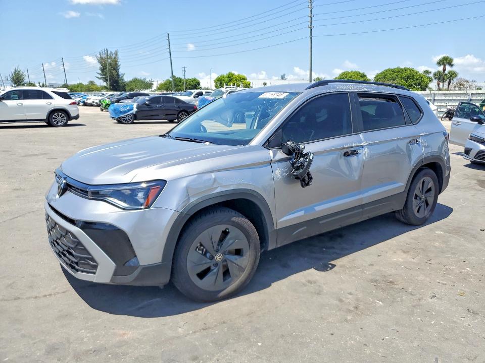 57768146 :رقم المزاد ، 3VV5C7B28SM084106 vin ، 2025 Volkswagen Taos مزاد بيع