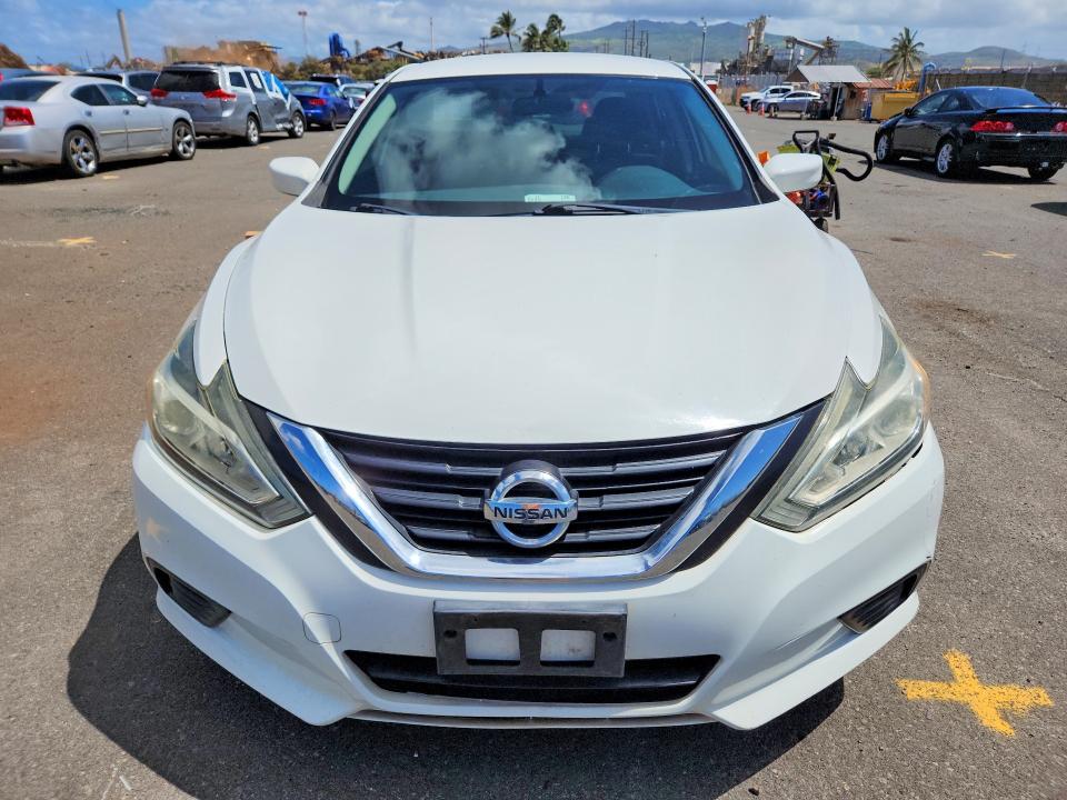 58800666 :رقم المزاد ، 1N4AL3AP8HN344673 vin ، 2017 Nissan Altima مزاد بيع