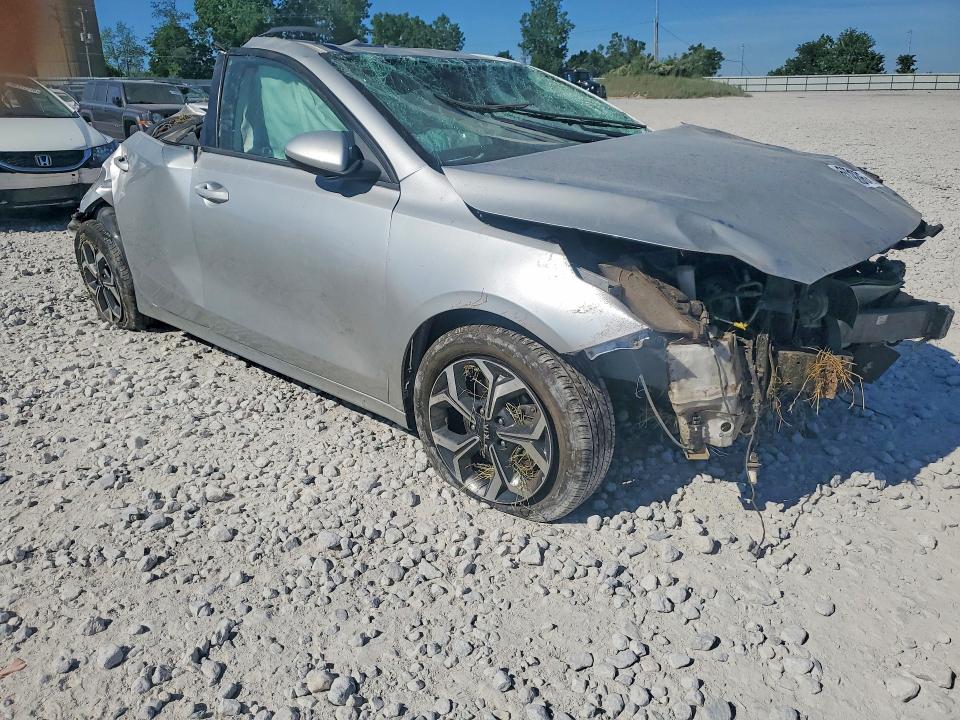 2020 Kia Forte მანქანა იყიდება აუქციონზე, vin: 3KPF24AD8LE178652, აუქციონის ნომერი: 55719206