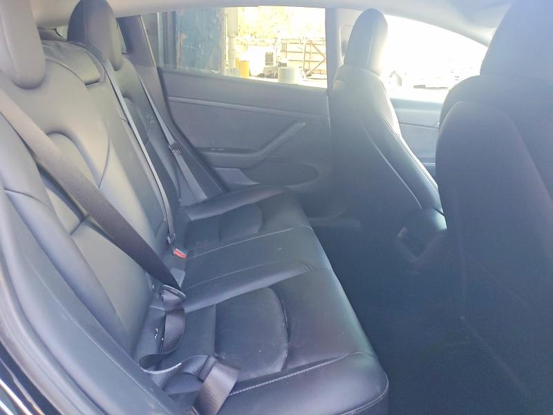 55602666 :رقم المزاد ، 5YJ3E1EB1NF335467 vin ، 2022 Tesla Model 3 مزاد بيع