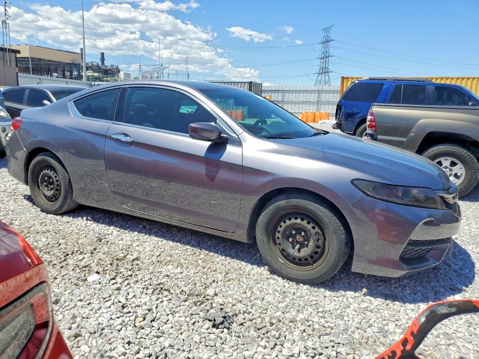 Продажа на аукционе авто 2016 Honda Accord, vin: 1HGCT1B36GA007672, номер лота: 57597806