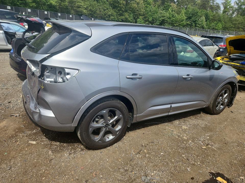 Продаж на аукціоні авто 2023 Ford Escape, vin: 1FMCU0MN6PUB42861, номер лоту: 56448896