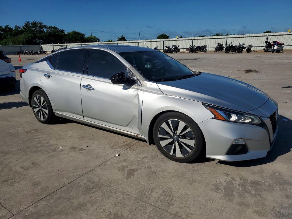 56986586 :رقم المزاد ، 1N4BL4EV2NN401917 vin ، 2022 Nissan Altima مزاد بيع