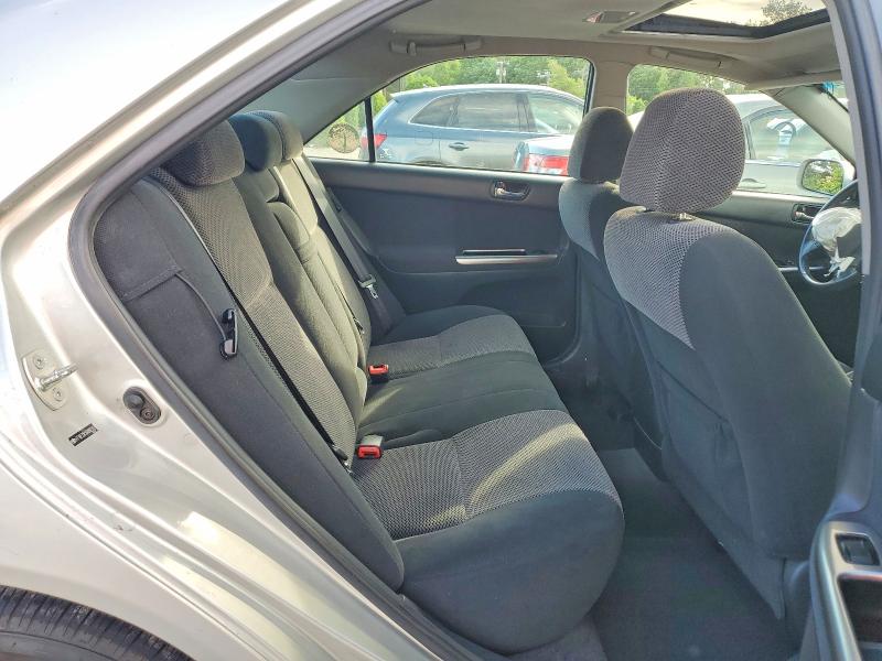 57677886 :رقم المزاد ، 4T1BE32K15U092242 vin ، 2005 Toyota Camry مزاد بيع