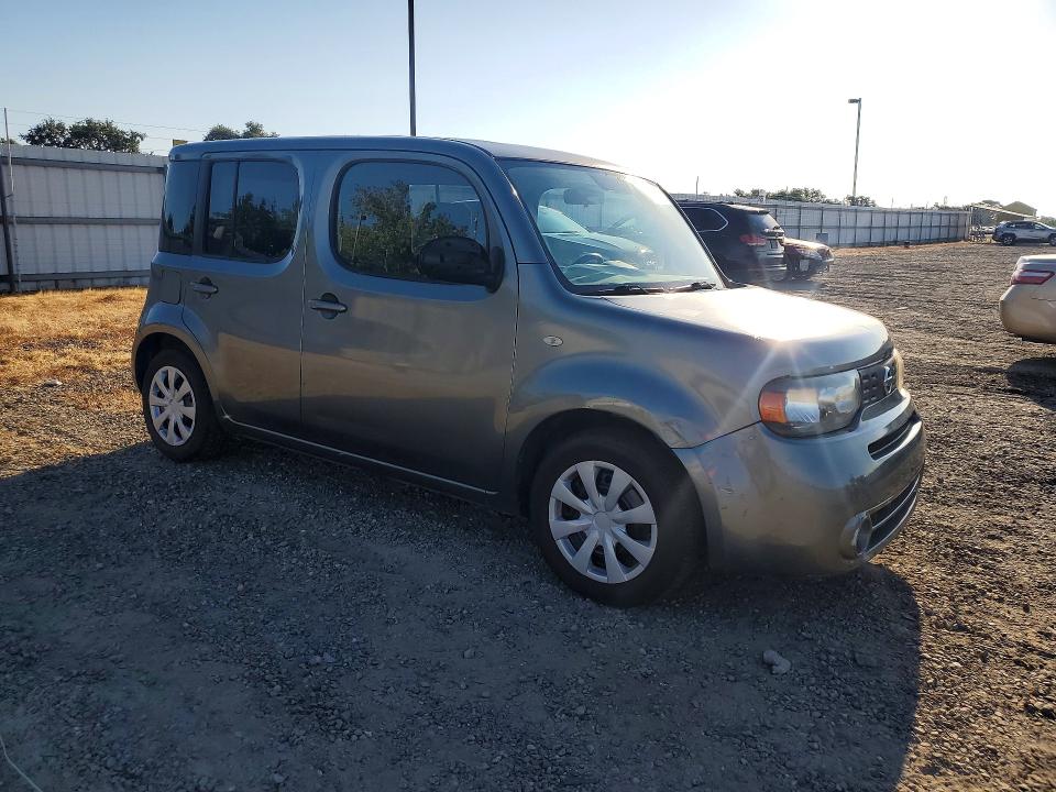58138576 :رقم المزاد ، JN8AZ2KRXAT165169 vin ، 2010 Nissan Cube مزاد بيع