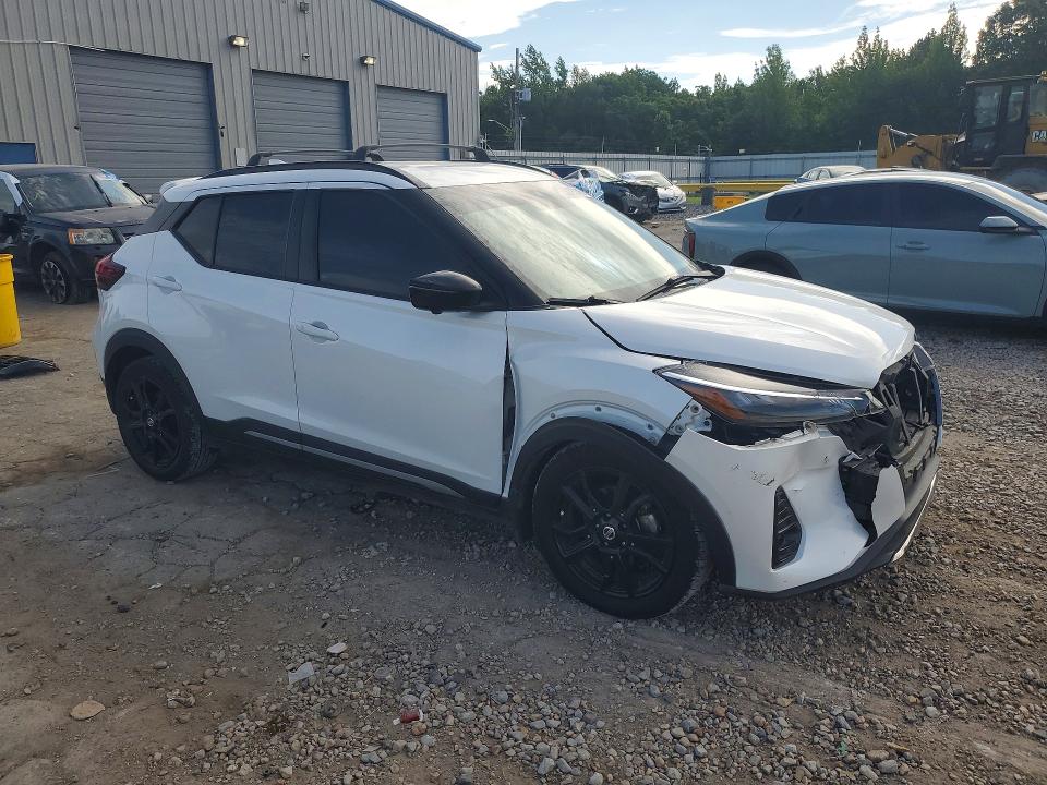 2021 Nissan Kicks მანქანა იყიდება აუქციონზე, vin: 3N1CP5DV3ML549327, აუქციონის ნომერი: 56123146