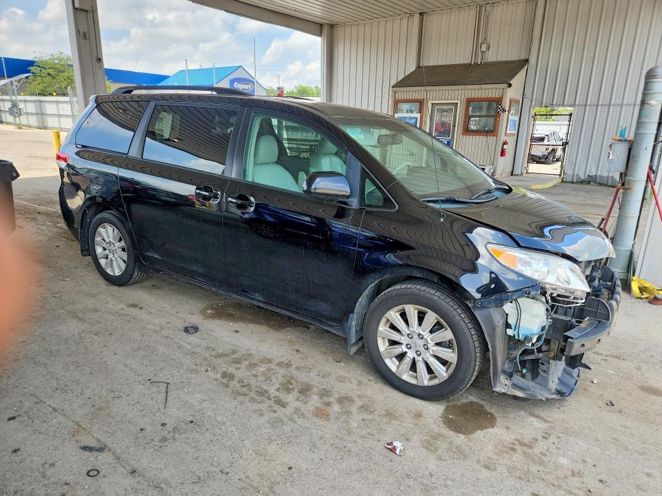 2011 Toyota Sienna მანქანა იყიდება აუქციონზე, vin: 5TDDK3DC6BS008427, აუქციონის ნომერი: 57033876