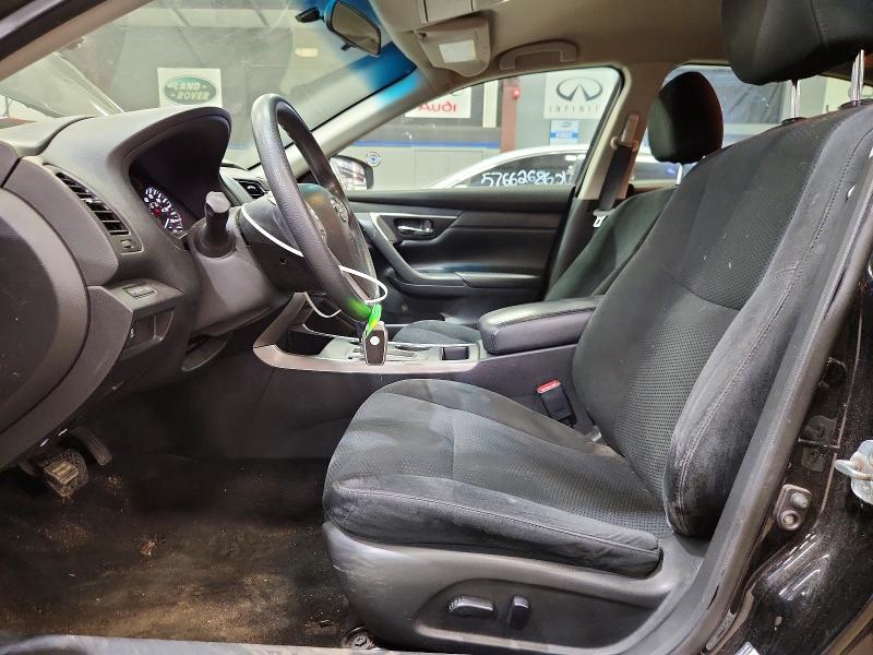 2015 Nissan Altima მანქანა იყიდება აუქციონზე, vin: 1N4AL3AP9FC593833, აუქციონის ნომერი: 57992976