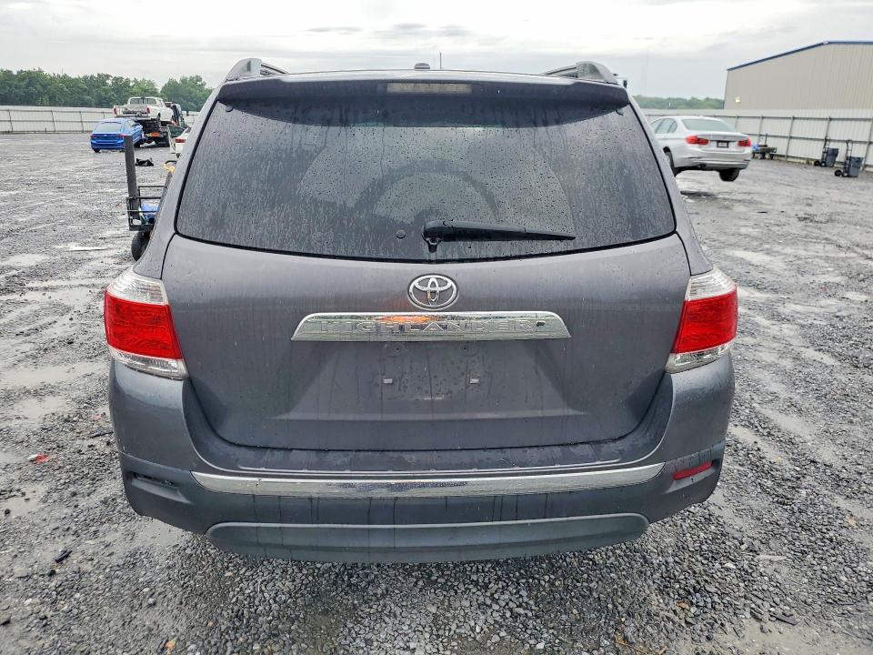 55986476 :رقم المزاد ، 5TDZA3EHXBS010846 vin ، 2011 Toyota Highlander مزاد بيع