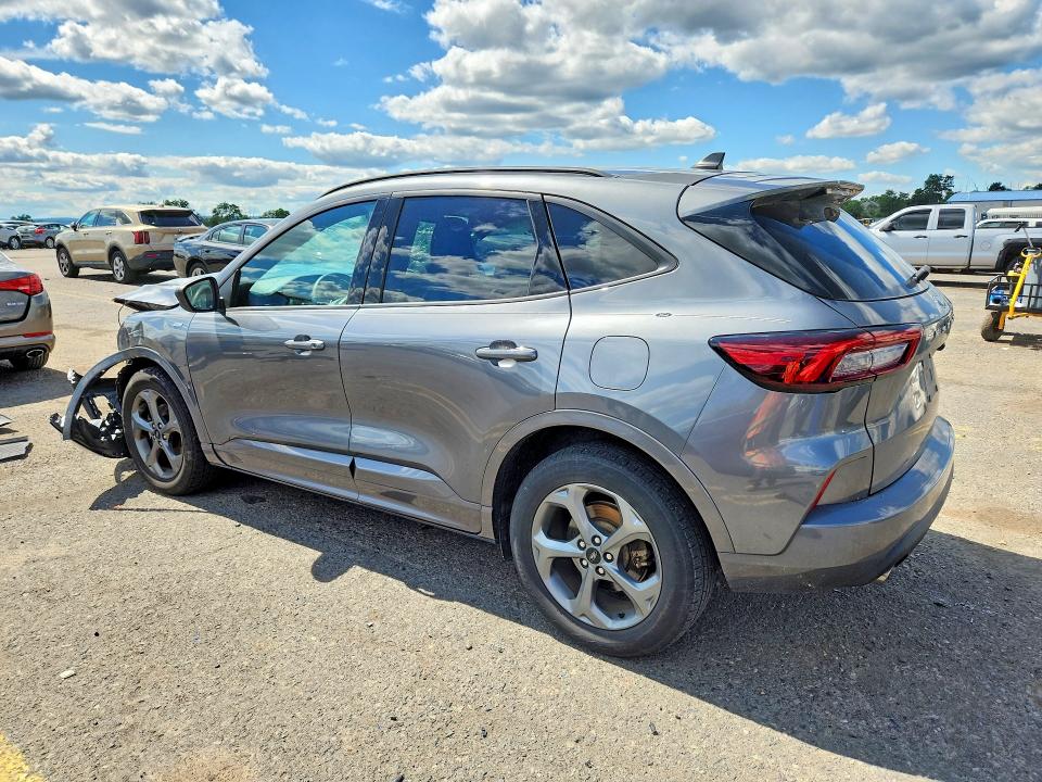 2023 Ford Escape მანქანა იყიდება აუქციონზე, vin: 1FMCU9MN4PUA05776, აუქციონის ნომერი: 57576036