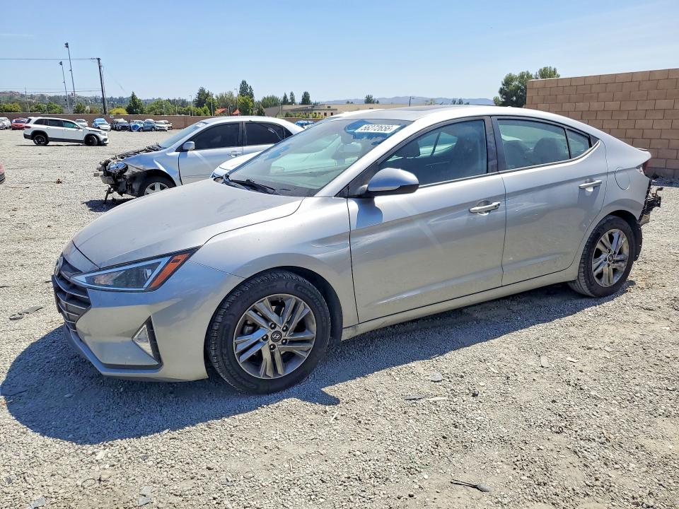 2020 Hyundai Elantra მანქანა იყიდება აუქციონზე, vin: 5NPD84LF1LH585955, აუქციონის ნომერი: 56272656
