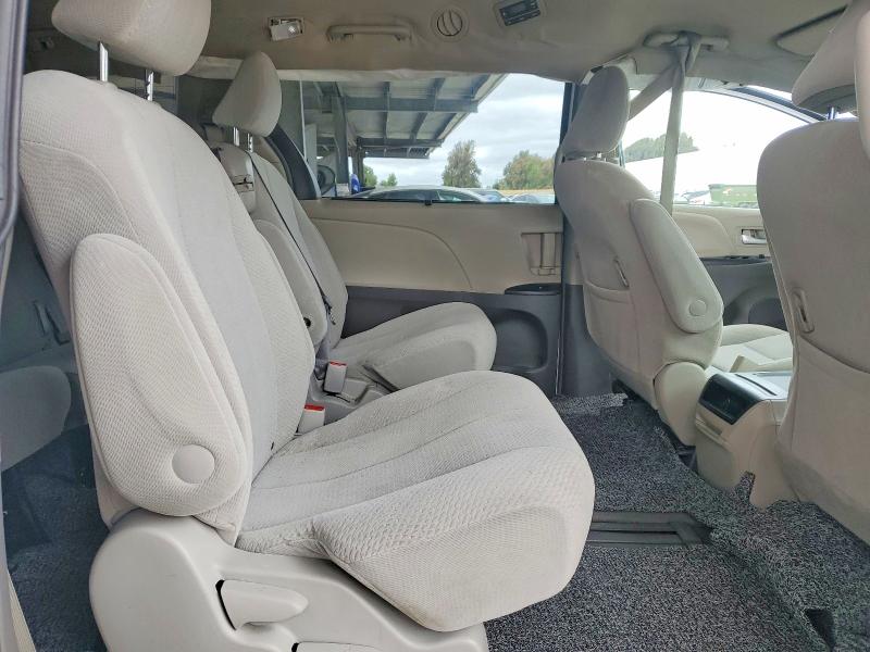 Продажа на аукционе авто 2017 Toyota Sienna, vin: 5TDKZ3DC3HS883024, номер лота: 58311466