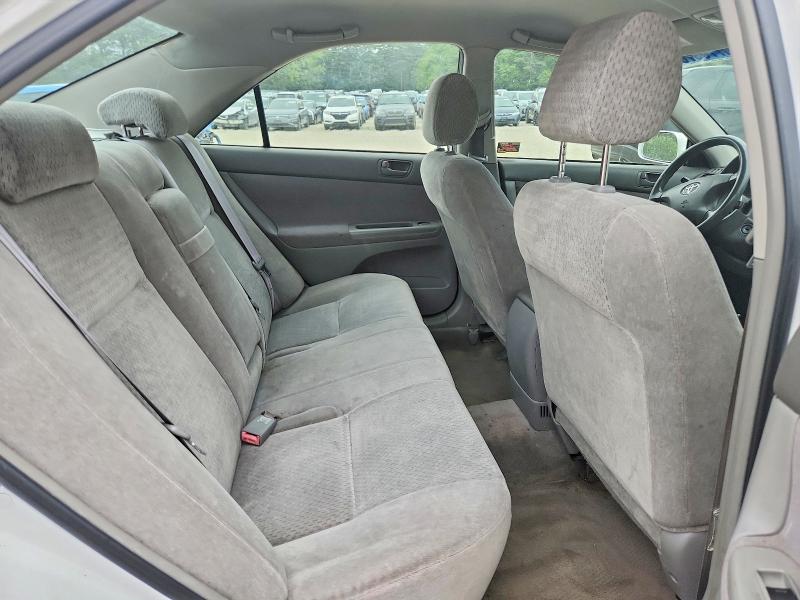 57769706 :رقم المزاد ، JTDBE32K320007733 vin ، 2002 Toyota Camry مزاد بيع