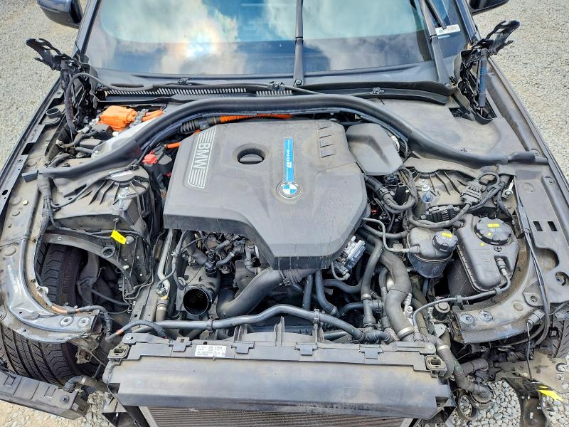 57714376 :رقم المزاد ، WBAJA9C58JB251669 vin ، 2018 Bmw 530e مزاد بيع