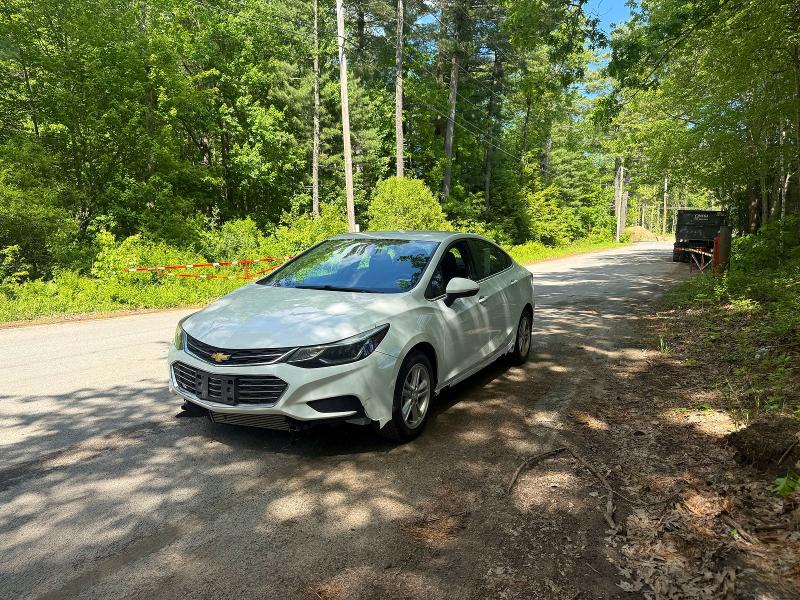 2018 Chevrolet Cruze მანქანა იყიდება აუქციონზე, vin: 1G1BE5SM8J7234167, აუქციონის ნომერი: 56147646
