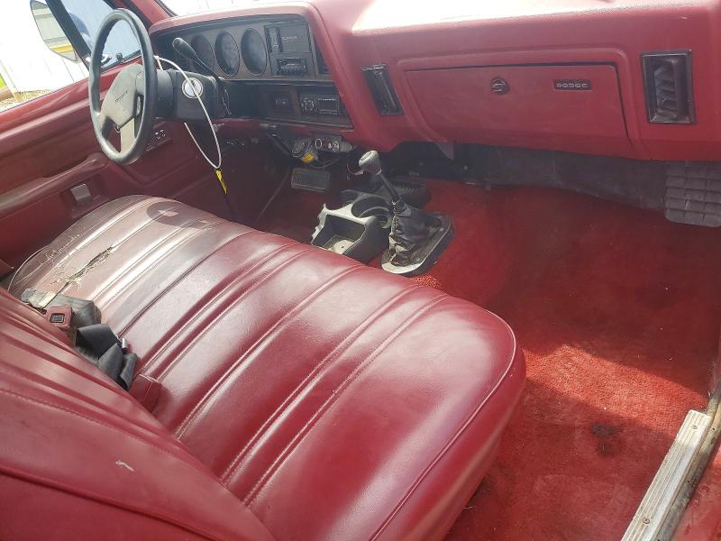 56480596 :رقم المزاد ، 3B7KM23C0NM541732 vin ، 1992 Dodge W-series مزاد بيع