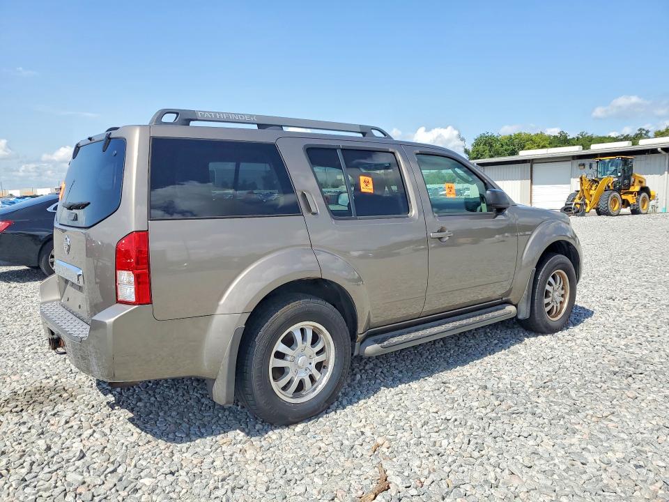 57767326 :رقم المزاد ، 5N1AR18W55C755249 vin ، 2005 Nissan Pathfinder مزاد بيع