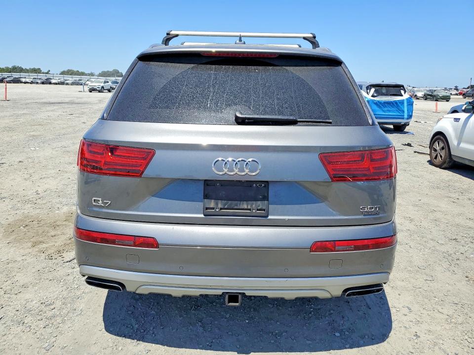 58489136 :رقم المزاد ، WA1LAAF71HD047671 vin ، 2017 Audi Q7 مزاد بيع