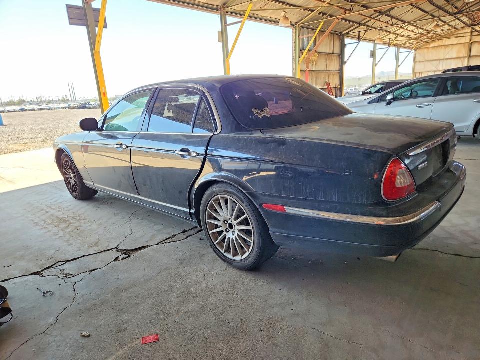 2007 Jaguar Xj8 მანქანა იყიდება აუქციონზე, vin: SAJWA71B17SH16795, აუქციონის ნომერი: 55990426