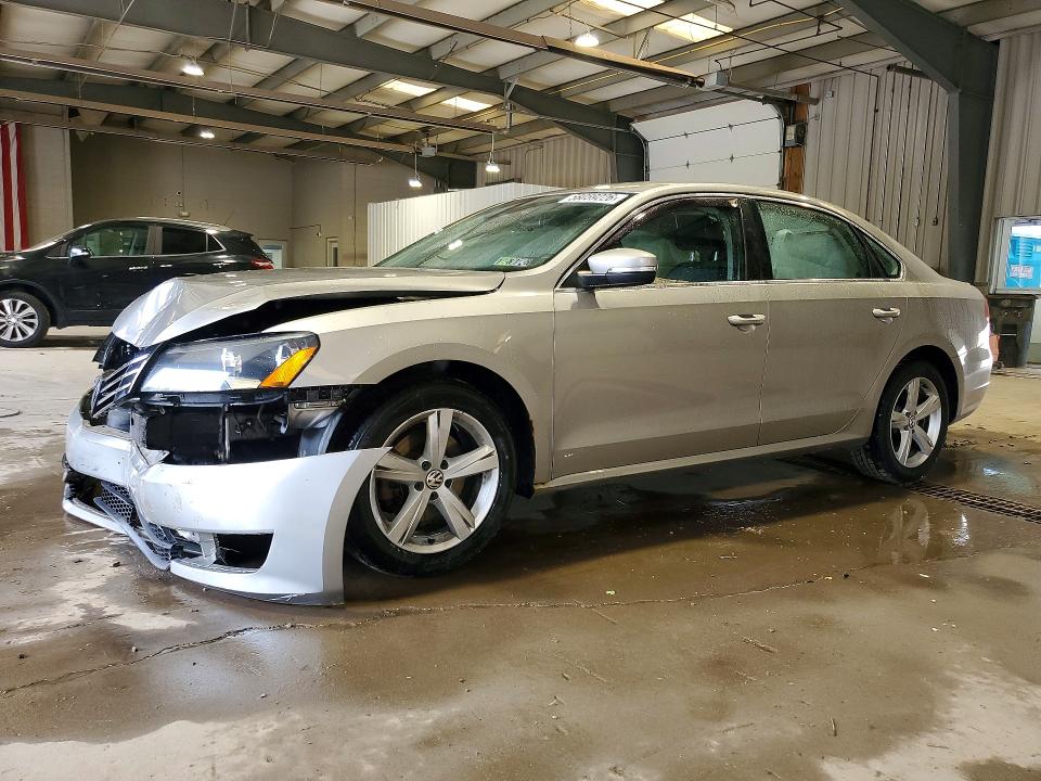 2013 Volkswagen Passat მანქანა იყიდება აუქციონზე, vin: 1VWBP7A3XDC089812, აუქციონის ნომერი: 58059226