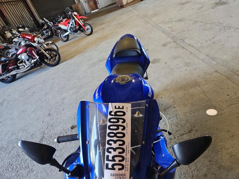 2004 Kawasaki Ninja Zx მანქანა იყიდება აუქციონზე, vin: JKAZXCC164A013564, აუქციონის ნომერი: 55338996