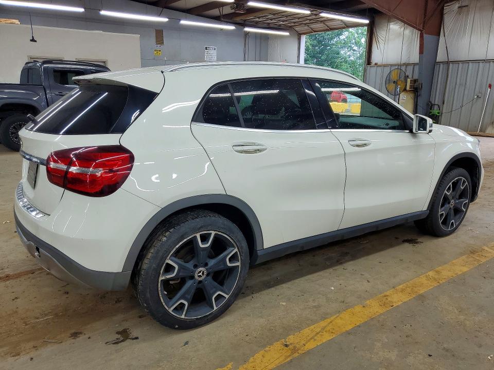 Продажа на аукционе авто 2018 Mercedes-benz Gla, vin: WDCTG4EB2JJ445033, номер лота: 55745376