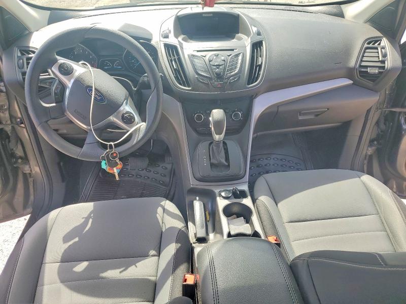 59191926 :رقم المزاد ، 1FMCU0G70GUA43000 vin ، 2016 Ford Escape مزاد بيع
