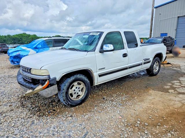 2001 Chevrolet Silverado მანქანა იყიდება აუქციონზე, vin: 2GCEC19T811226356, აუქციონის ნომერი: 54551586