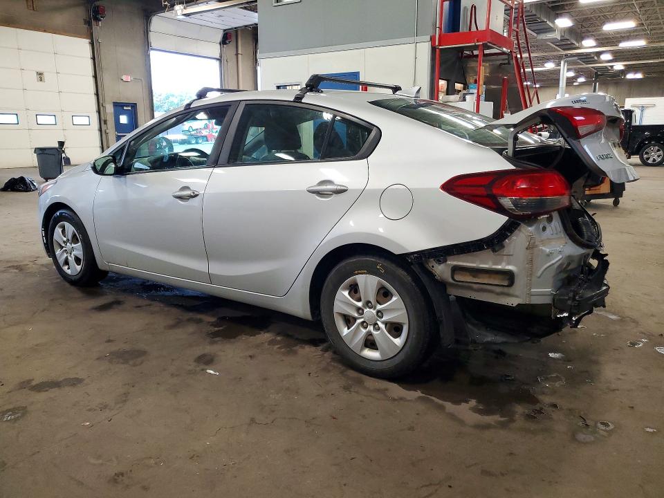 2018 Kia Forte მანქანა იყიდება აუქციონზე, vin: 3KPFL4A77JE230700, აუქციონის ნომერი: 58014036