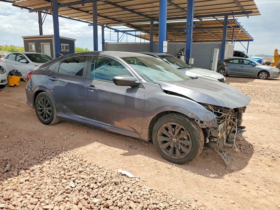 58457876 :رقم المزاد ، 2HGFC2F5XJH563961 vin ، 2018 Honda Civic مزاد بيع