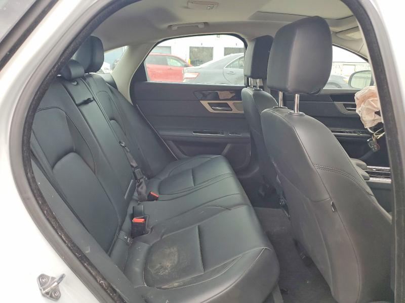 Продаж на аукціоні авто 2017 Jaguar Xf, vin: SAJBJ4BNXHCY44063, номер лоту: 54920346