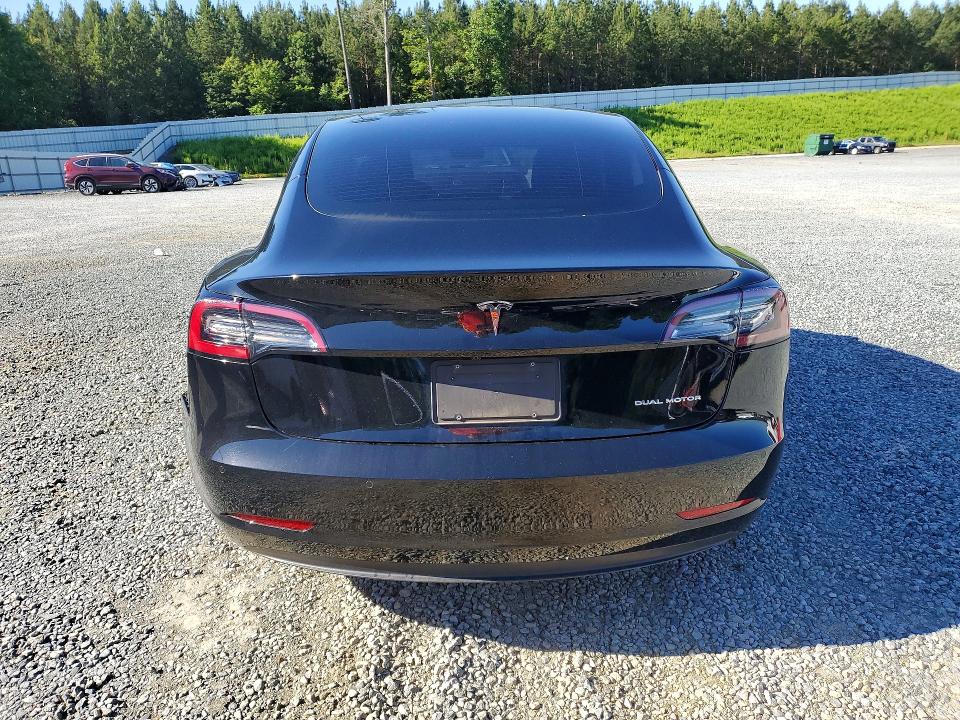 2022 Tesla Model 3 მანქანა იყიდება აუქციონზე, vin: 5YJ3E1EB6NF272897, აუქციონის ნომერი: 54756266
