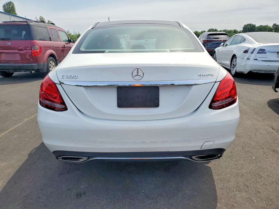58728346 :رقم المزاد ، 55SWF4KB6HU189392 vin ، 2017 Mercedes-benz C300 Sadan 4 Door مزاد بيع