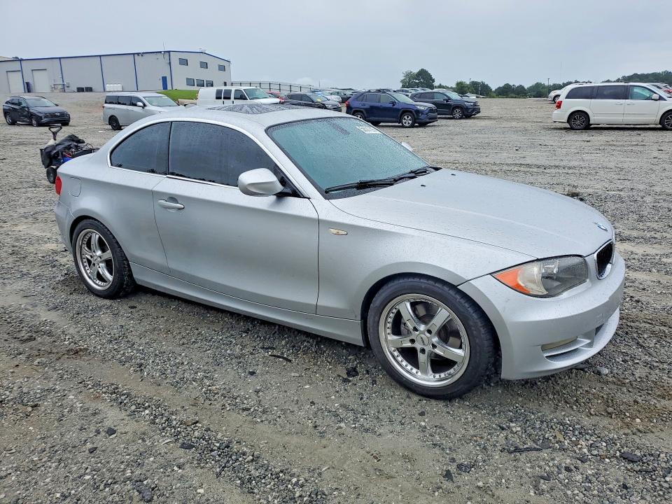 56537296 :رقم المزاد ، WBAUP9C57AVF49403 vin ، 2010 Bmw 128 مزاد بيع