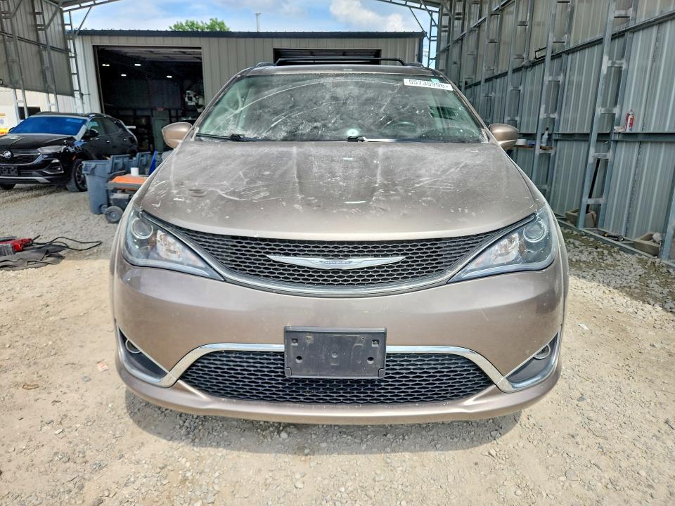 Продажа на аукционе авто 2018 Chrysler Pacifica, vin: 2C4RC1BG4JR152059, номер лота: 55735996