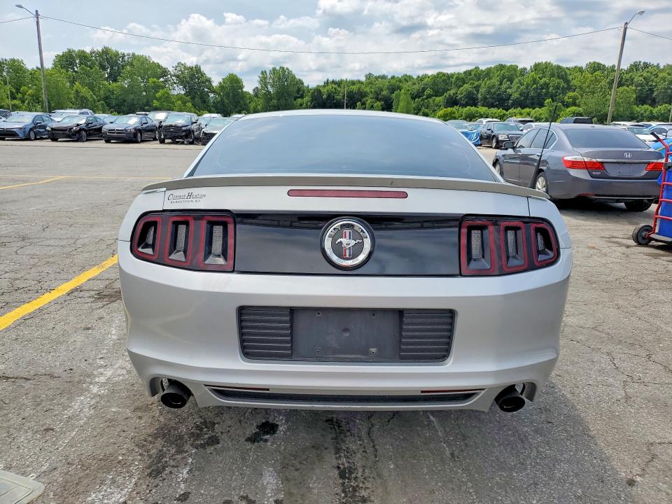 57446116 :رقم المزاد ، 1ZVBP8AM3D5220873 vin ، 2013 Ford Mustang مزاد بيع