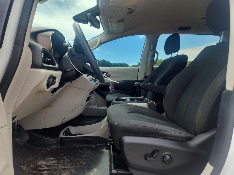 Продажа на аукционе авто 2018 Chrysler Pacifica, vin: 2C4RC1FGXJR113180, номер лота: 57571226