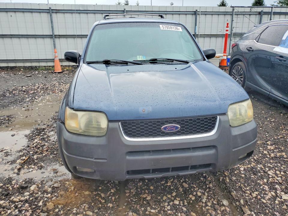 57859136 :رقم المزاد ، 1FMYU04131KC39490 vin ، 2001 Ford Escape مزاد بيع