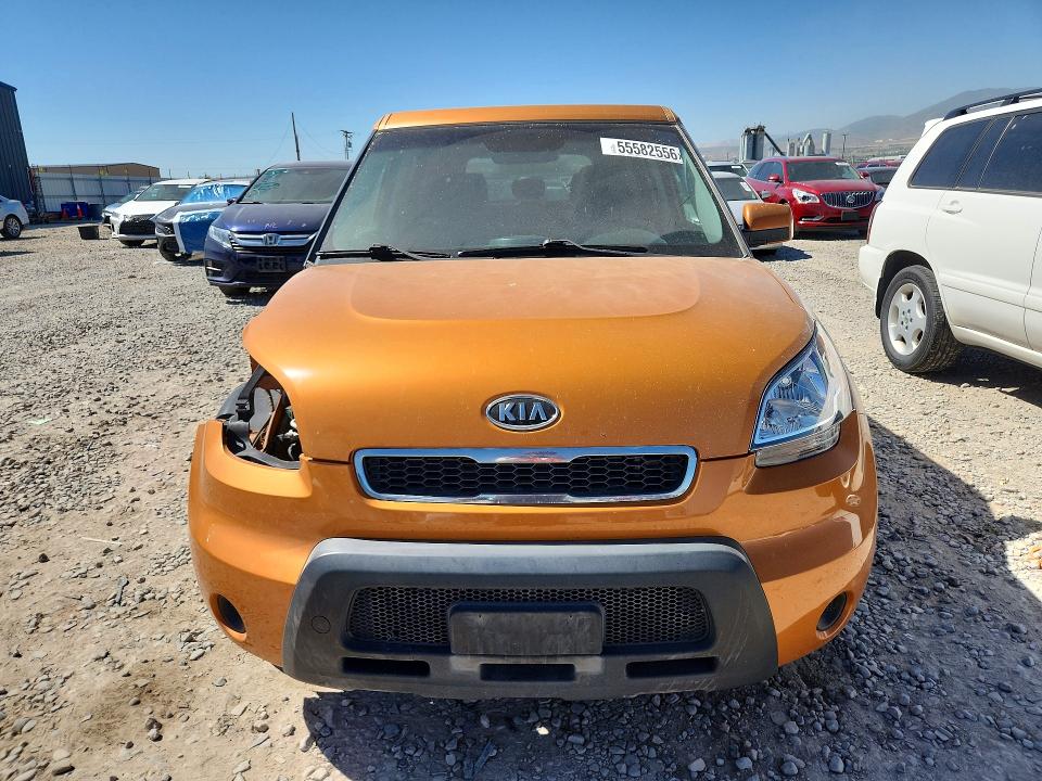 55582556 :رقم المزاد ، KNDJT2A29B7288120 vin ، 2011 Kia Soul مزاد بيع