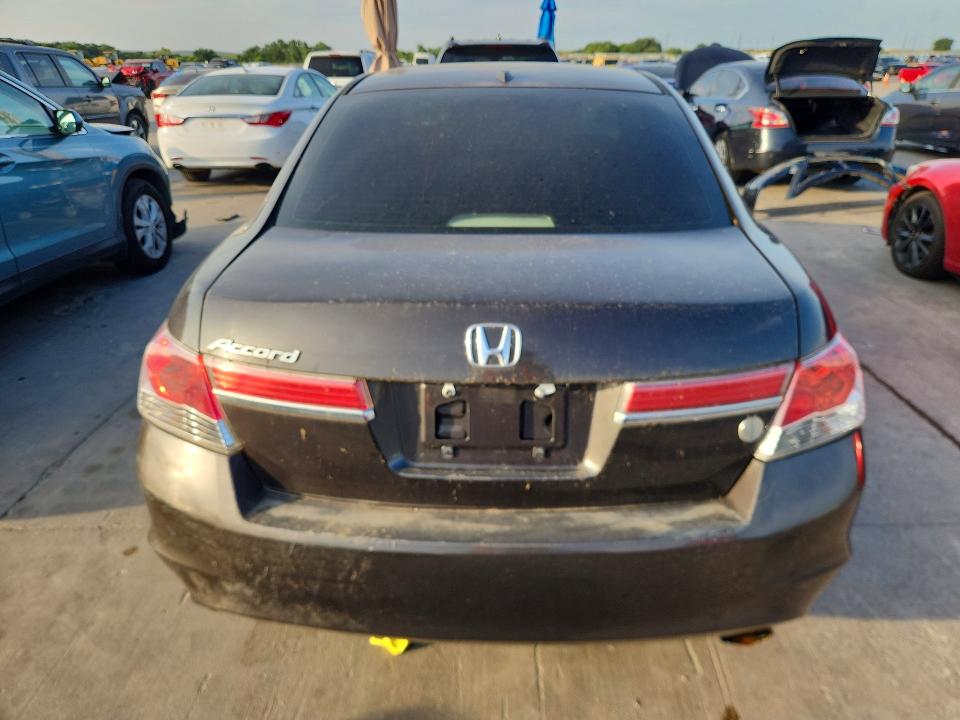 58815276 :رقم المزاد ، 1HGCP2F89BA071424 vin ، 2011 Honda Accord مزاد بيع