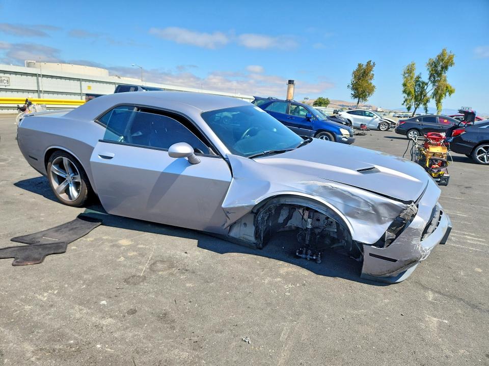 57967896 :رقم المزاد ، 2C3CDZAG7FH774711 vin ، 2015 Dodge Challenger مزاد بيع