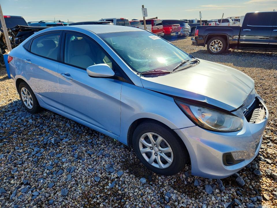 Продаж на аукціоні авто 2013 Hyundai Accent, vin: KMHCT4AE2DU336779, номер лоту: 58698176