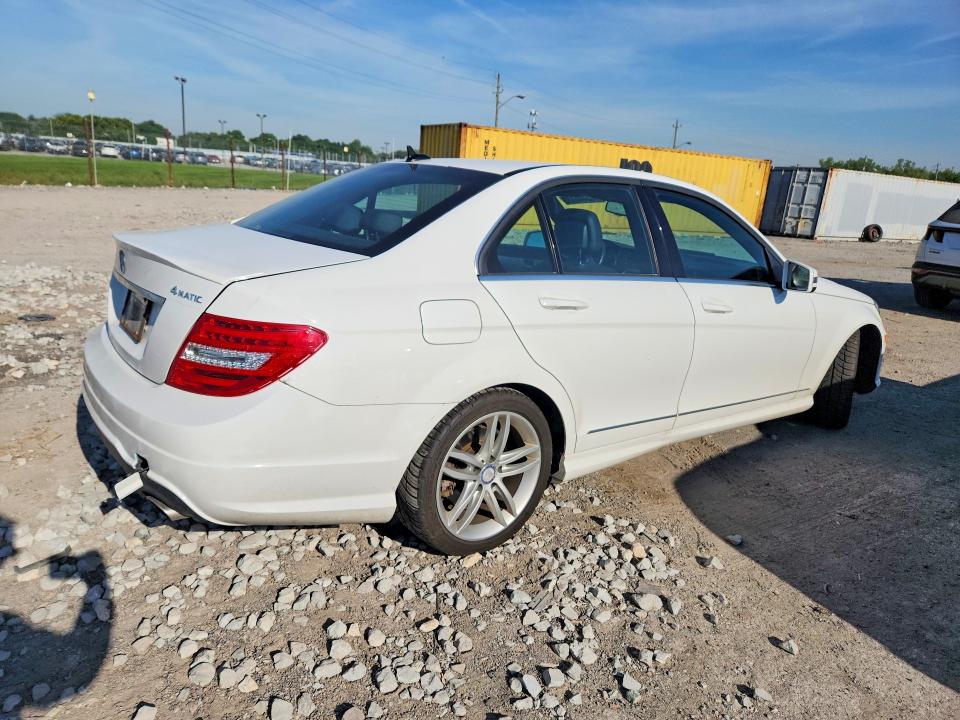 55445136 :رقم المزاد ، WDDGF8AB6DG118858 vin ، 2013 Mercedes-benz C مزاد بيع