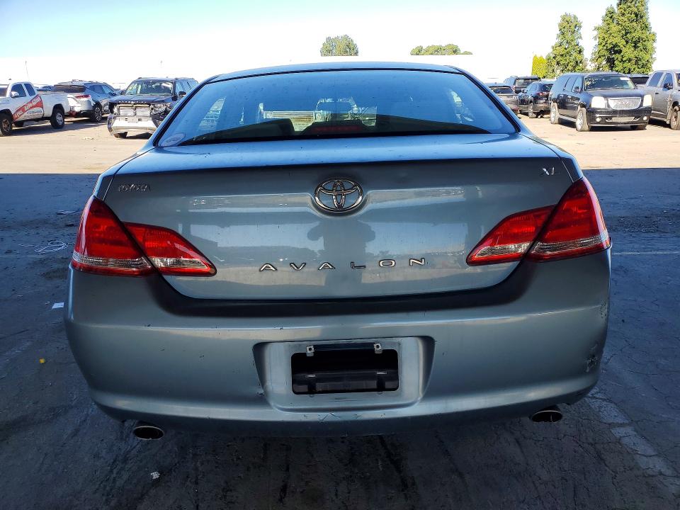 2005 Toyota Avalon მანქანა იყიდება აუქციონზე, vin: 4T1BK36B75U037734, აუქციონის ნომერი: 57041076