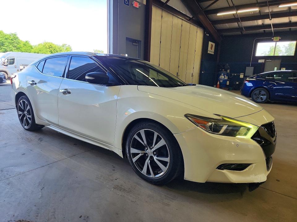 2017 Nissan Maxima მანქანა იყიდება აუქციონზე, vin: 1N4AA6AP6HC403027, აუქციონის ნომერი: 58329366