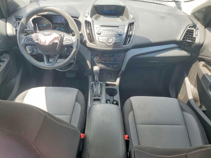 59535476 :رقم المزاد ، 1FMCU0GD0HUE39645 vin ، 2017 Ford Escape مزاد بيع