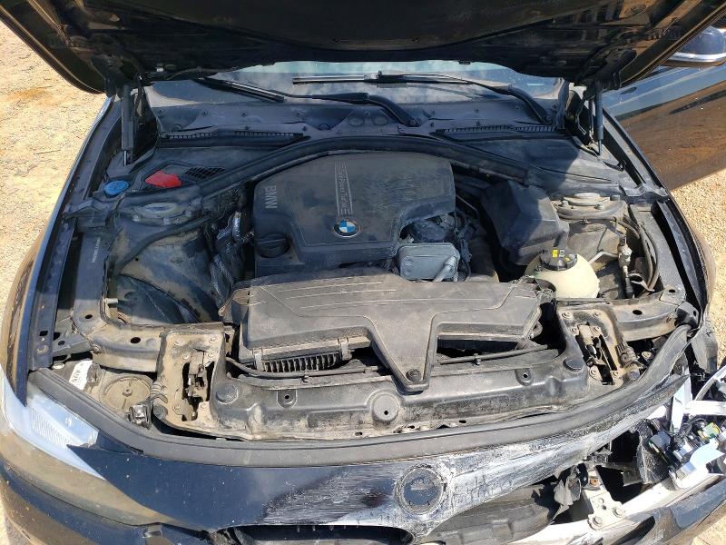 55790696 :رقم المزاد ، WBA8A3C30HK692958 vin ، 2017 Bmw 320 مزاد بيع