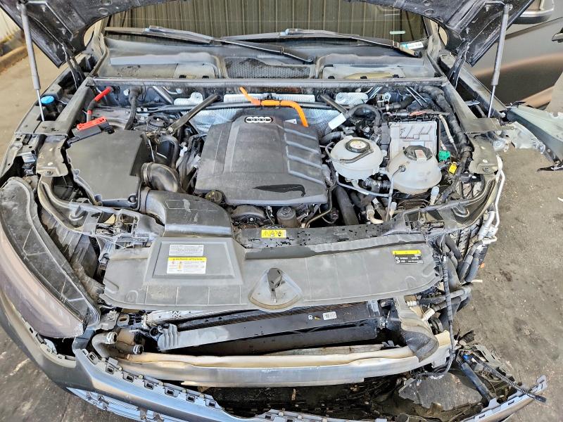 56973196 :رقم المزاد ، WA1F2AFY9N2081383 vin ، 2022 Audi Q5 E مزاد بيع